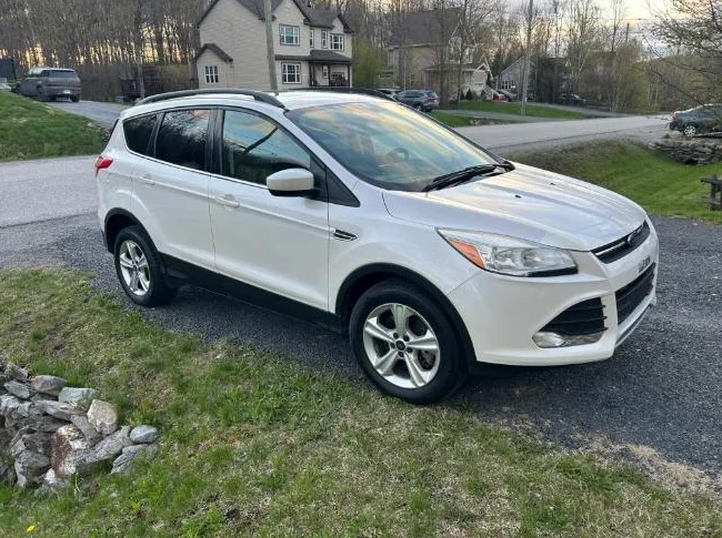 Ford Escape se 2.0 4x4 2014 thumbnail 3