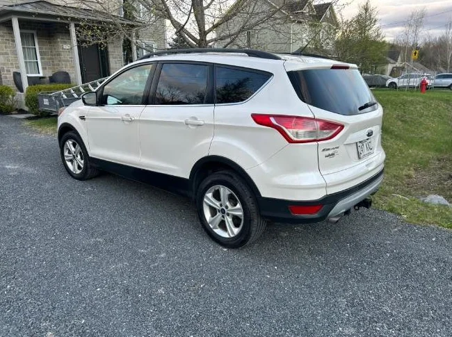 Ford Escape se 2.0 4x4 2014 thumbnail 2