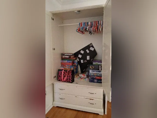 Meuble de rangement pour chambre thumbnail 4