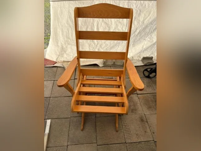 Chaise berçante thumbnail 2
