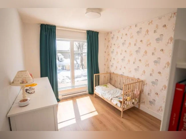 Maison jumelé à louer 3 chambres et salle familiale thumbnail 8