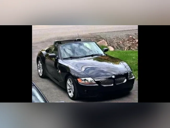 BMW Z4 2004 très propre thumbnail 2