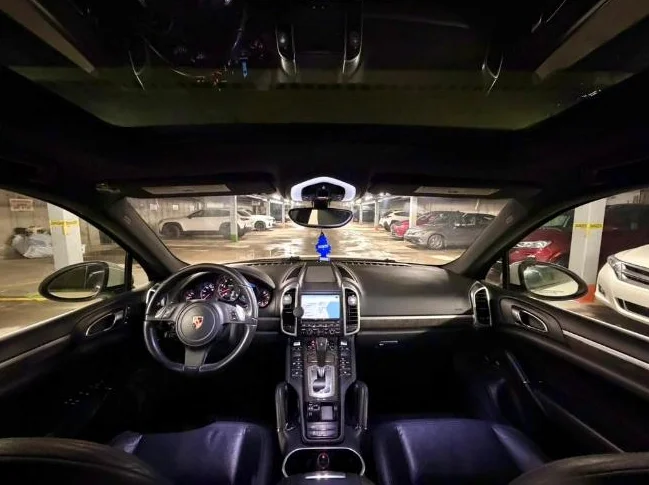 Porsche cayenne 2011 thumbnail 7
