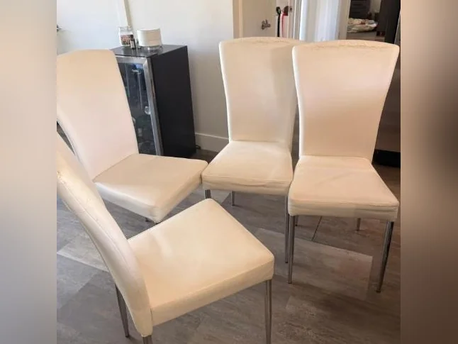 Ensemble de 4 chaises confortables de style contemporain