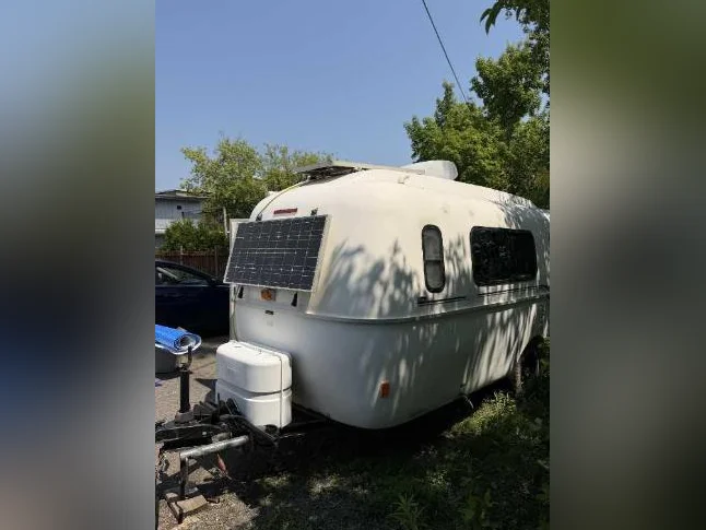 Roulotte Casita 17 pieds, projet à compléter
