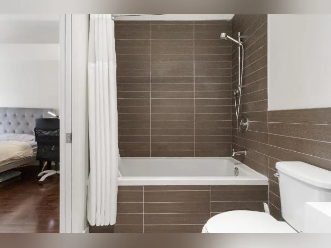 Superbe condo 2 chambres 2 salle de bains thumbnail 9
