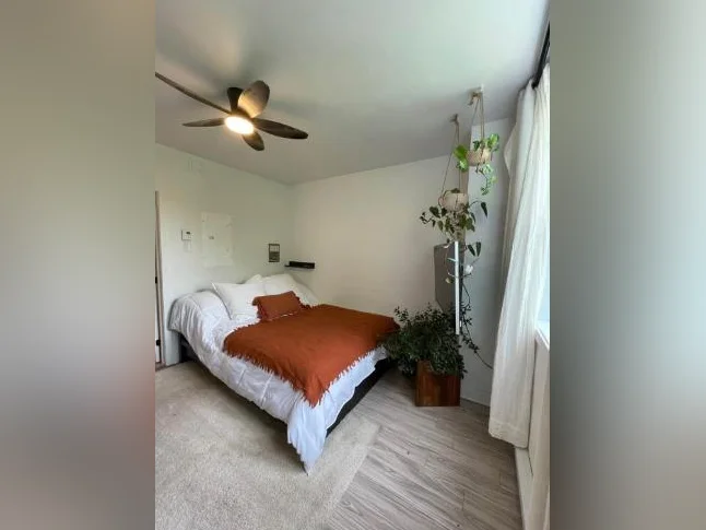 GRAND LOGEMENT LUMINEUX AVEC TERRASSE PRIVÉE À LOUER thumbnail 7