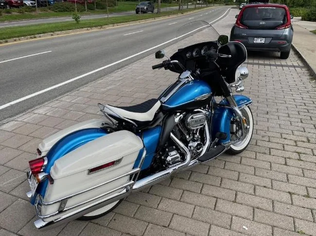 Harley-Davidson - Electra Glide - Revival thumbnail 3