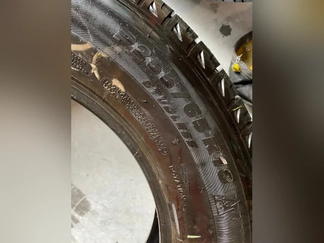 2x pneus hiver 255/65R18 Michelin X-ice Latitude thumbnail 4