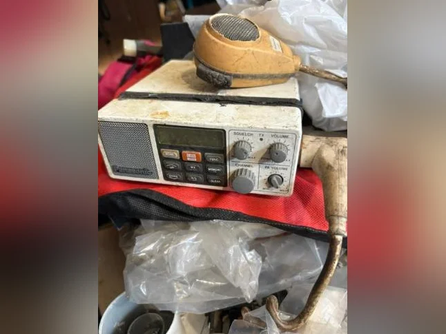 Petit VHF MARIN ETAIT DANS UN BATEAU USAGÉ 39$