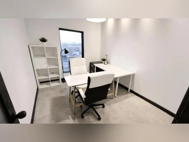 Bureau fermé à louer 12'x10'_ECAD Coworking à St-Eustache