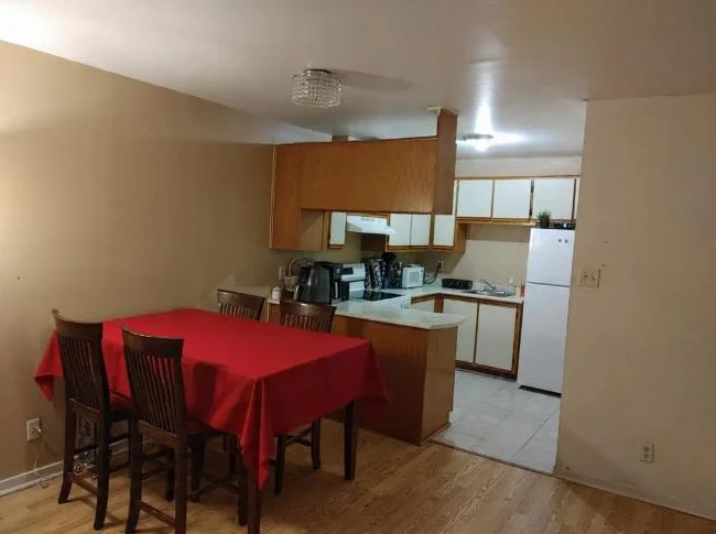 Appartment 4 1/2 a partage avec chambre prive thumbnail 5