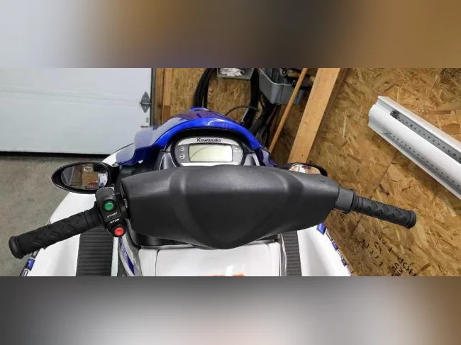 Motomarine kawasaki thumbnail 4