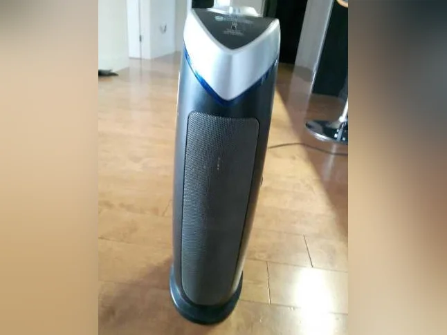 Purificateur d'air tour 4 en 1 (GermGuardian)