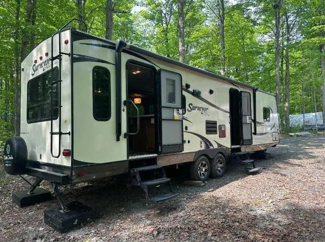 2014 ROULOTTES FOREST RIVER 36 PIEDS thumbnail 2