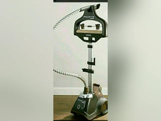Neuf Machine à Vapeur Rowenta ( Si l'article est annoncé c'est toujours disponible  )