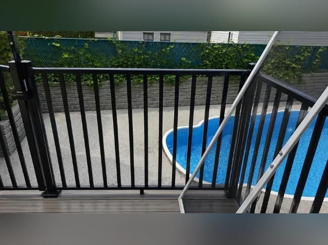Maison 3 chambres a coucher rénové avec piscine creusée thumbnail 5