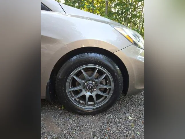 Hyundai accent GL 2012 thumbnail 7