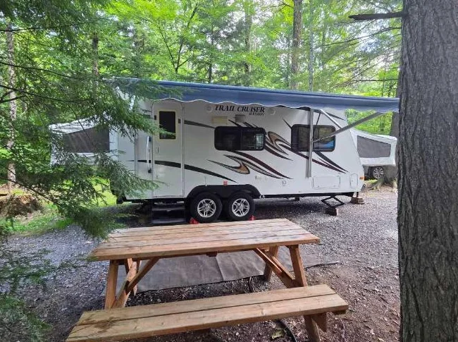 Roulotte Hybride Trail Cruiser 19' 2011 thumbnail 2