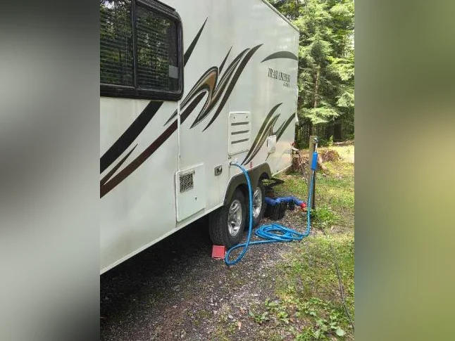 Roulotte Hybride Trail Cruiser 19' 2011 thumbnail 3