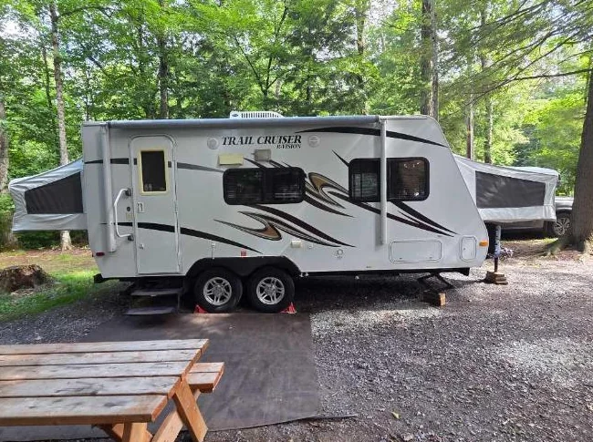Roulotte Hybride Trail Cruiser 19' 2011