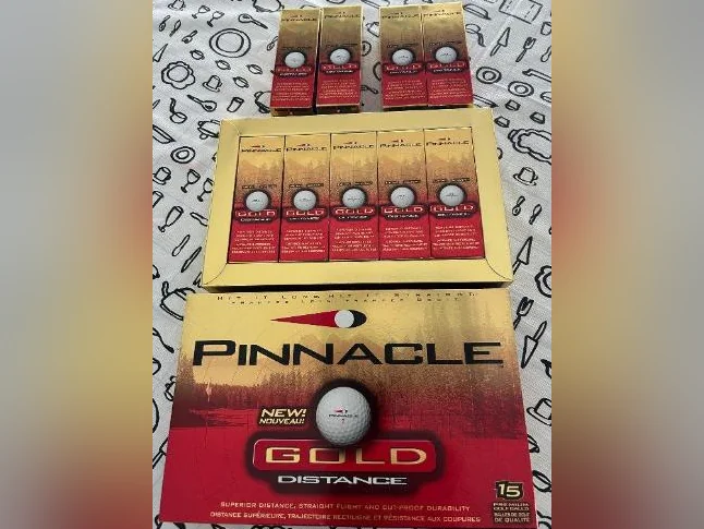 27 Balles de golf de qualité neuves