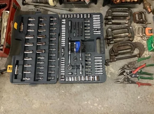 Outils de Plomberie,de menuisier,et mécanicien thumbnail 5