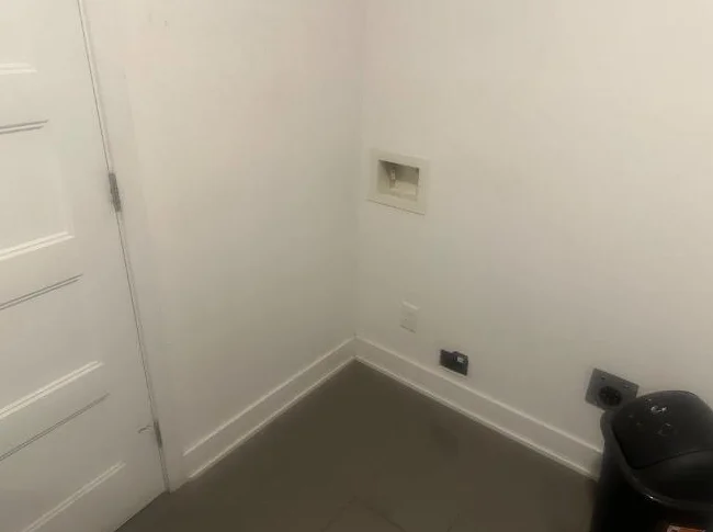 Appartement 4 1/2 avec 2 grandes chambres à louer ou Colocation (étudiants) thumbnail 7