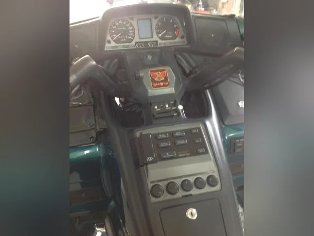 honda goldwing a vendre thumbnail 3