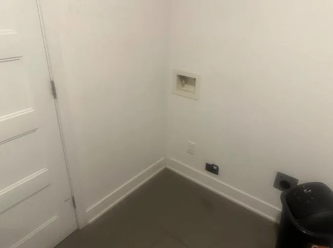 Appartement 4 1/2 avec 2 grandes chambres à louer ou Colocation (étudiants) thumbnail 7