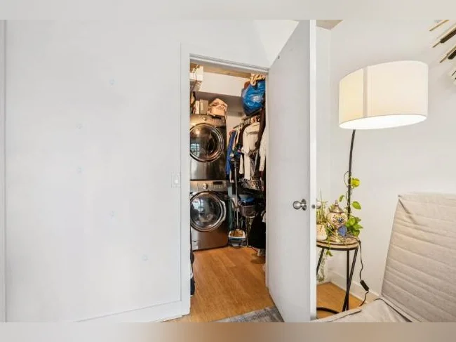 Coup de cœur à Griffintown — 1 chambre + 1 bureau thumbnail 7