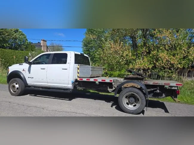 Dodge RAM 5500 - châssis thumbnail 3