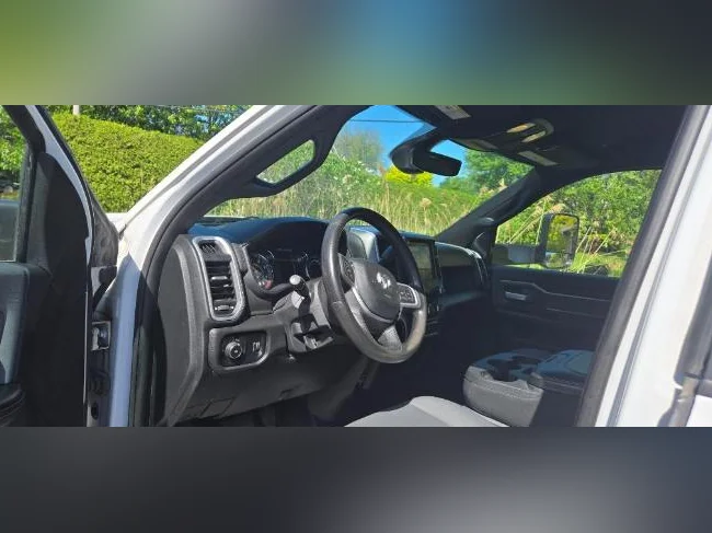 Dodge RAM 5500 - châssis thumbnail 5