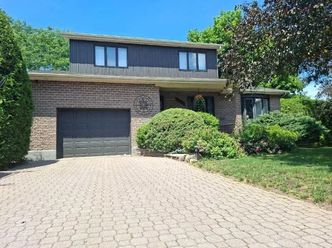 Maison 2 étages à vendre à Varennes,Qc