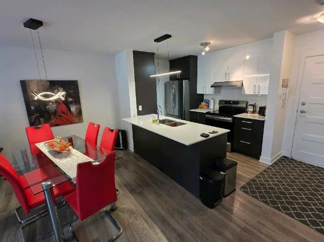 Appartement Style condo 4½ à louer, 2 chambres, 1 salle de bain thumbnail 2