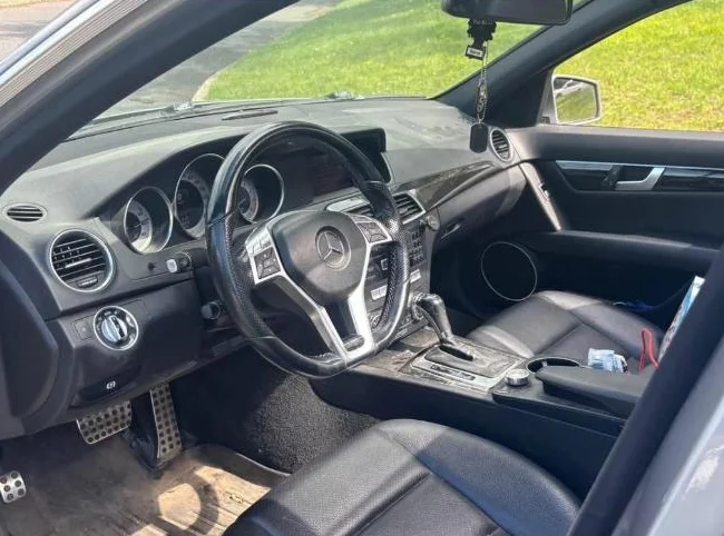 Mercedes C300 2013 4 matic thumbnail 5