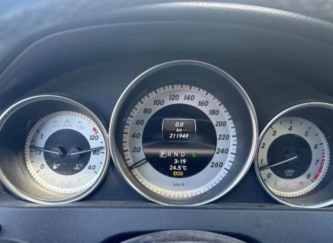 Mercedes C300 2013 4 matic thumbnail 6