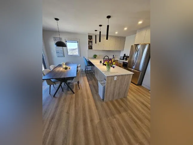 Magnifique appartement 4 1/2 de style condominium thumbnail 2