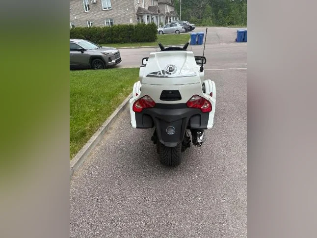 À vendre Can-Am Spyder RT Limited SE6  2018 thumbnail 10