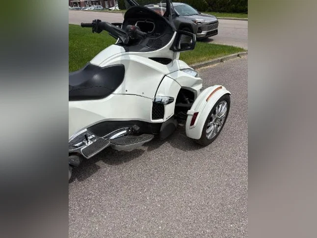 À vendre Can-Am Spyder RT Limited SE6  2018 thumbnail 2