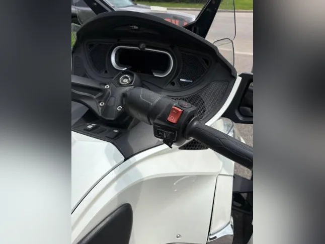 À vendre Can-Am Spyder RT Limited SE6  2018 thumbnail 7