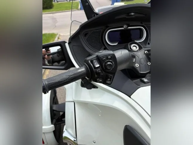 À vendre Can-Am Spyder RT Limited SE6  2018 thumbnail 5