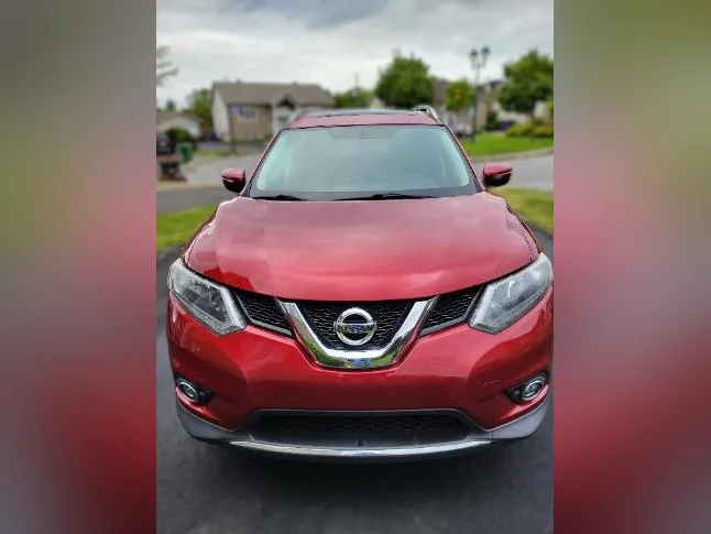 Nissan Rogue 2015 SV AWD – Très faible kilométrage et en excellent état général