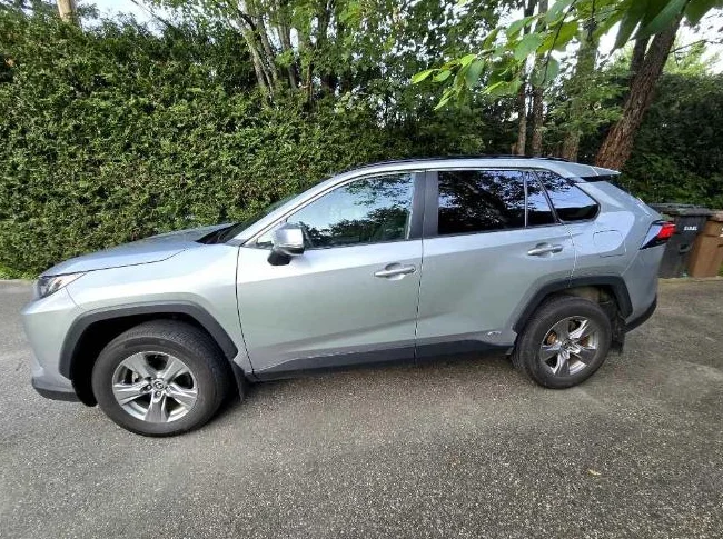 Toyota Rav4 Hybride 2022 LE thumbnail 5