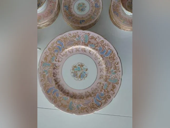 Vaisselle Coalport Bone China pour les grandes occasions thumbnail 2