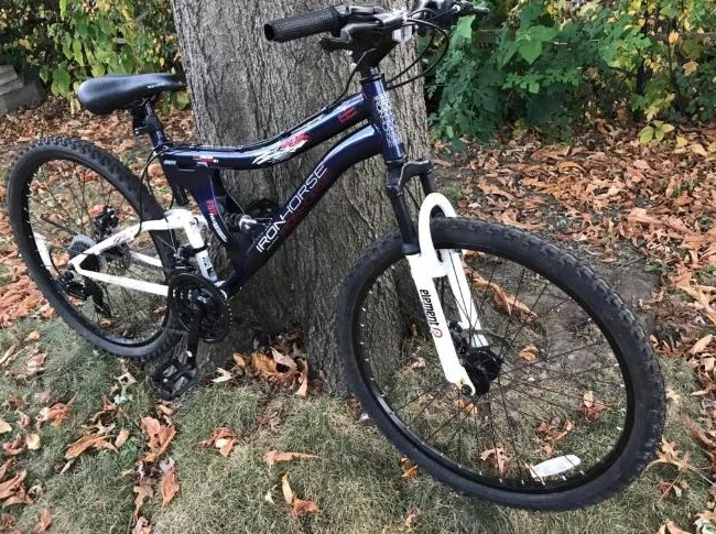 Ironhorse Jumpstart Mountain Bike 26" / Velo de montagne thumbnail 6