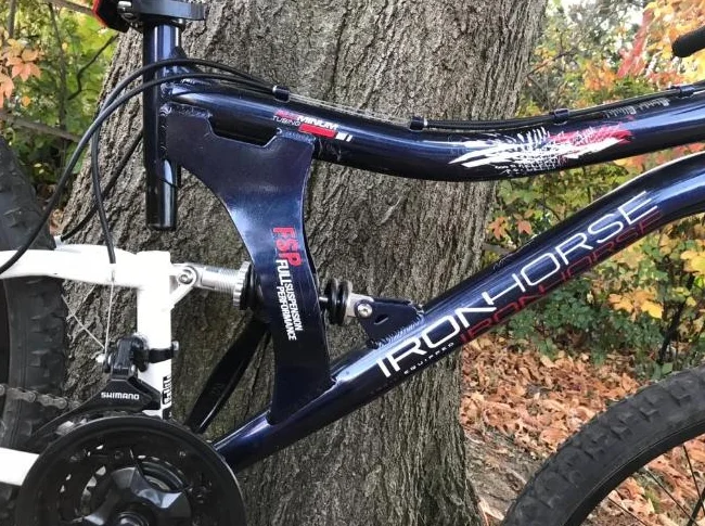 Ironhorse Jumpstart Mountain Bike 26" / Velo de montagne thumbnail 9