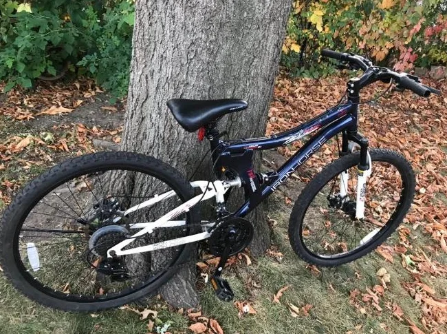 Ironhorse Jumpstart Mountain Bike 26" / Velo de montagne thumbnail 8