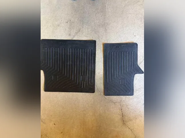 Tapis d'auto Toyota 2025 thumbnail 2