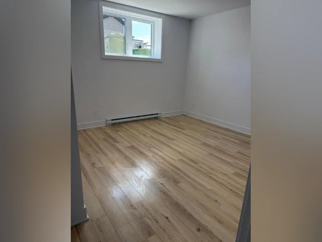 Logement 4 1/2 disponible maintenant - JUILLET GRATUIT thumbnail 10